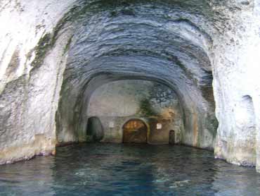 Рукотворный грот 9_1