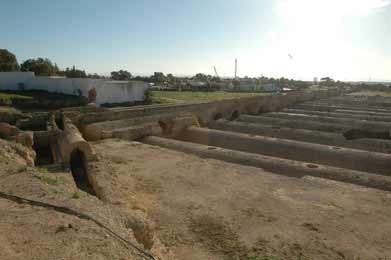 Сохранившиеся цистерныи часть акведука 18_4